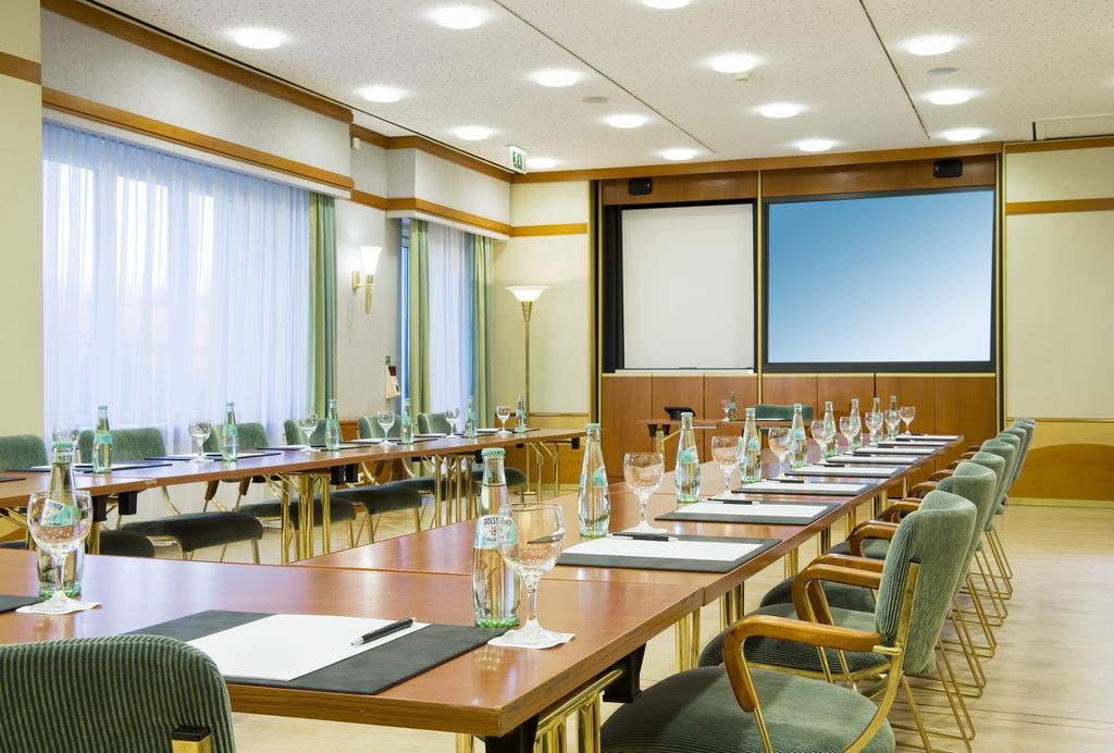 Wyndham Stralsund Hansedom الاعمال الصورة